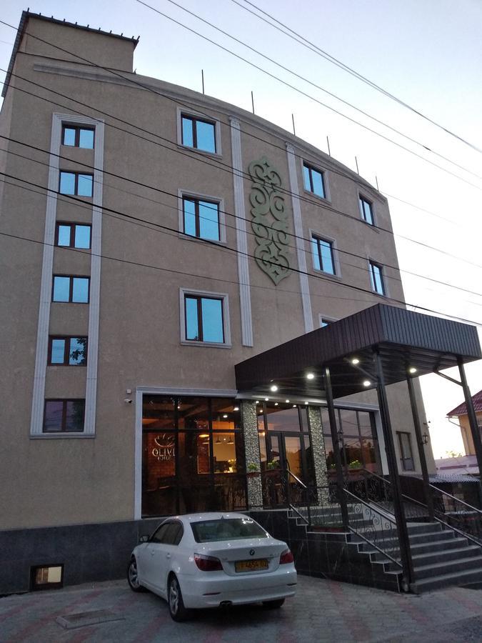 Olive Hotel Bishkek Exteriör bild